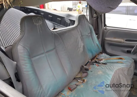 1998 Dodge Ram 1500 St/Ws z USA, uszkodzony, nr VIN 1B7HC16X1WS704595